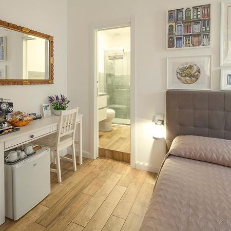Garden House - Luxury Guest House - Overnight Stay Only روما المظهر الخارجي الصورة
