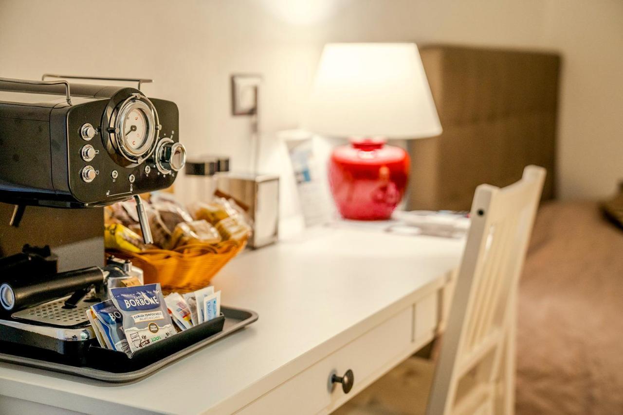 Garden House - Luxury Guest House - Overnight Stay Only روما المظهر الخارجي الصورة